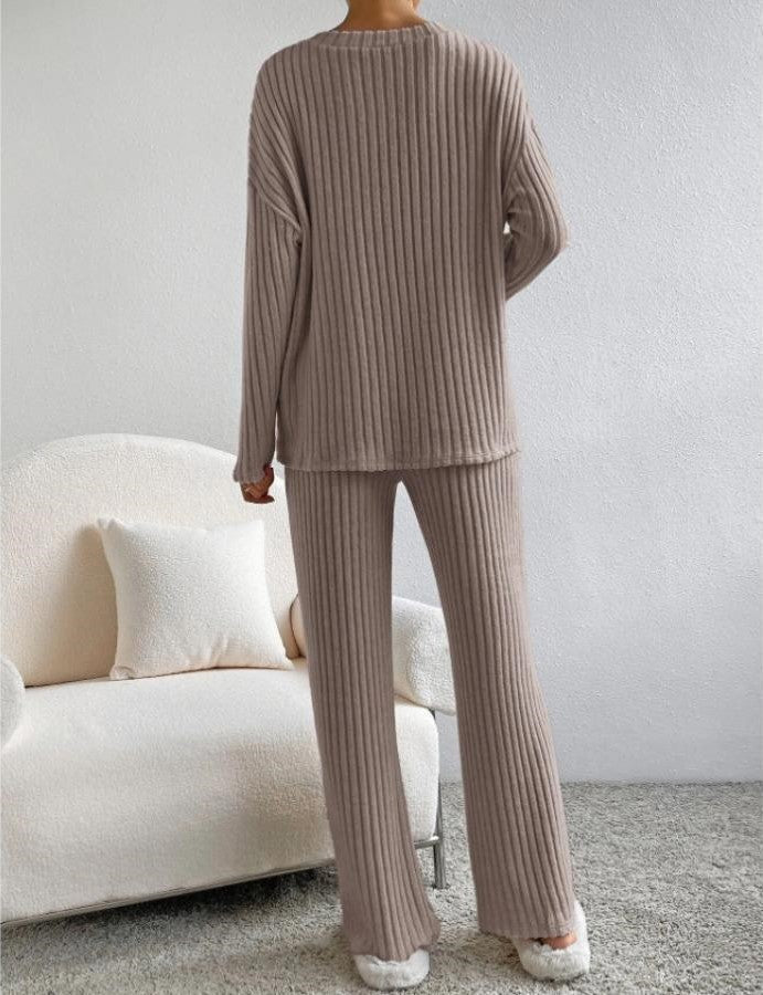 Leticia™ - Strikkede bukser og sweater til kvinder 